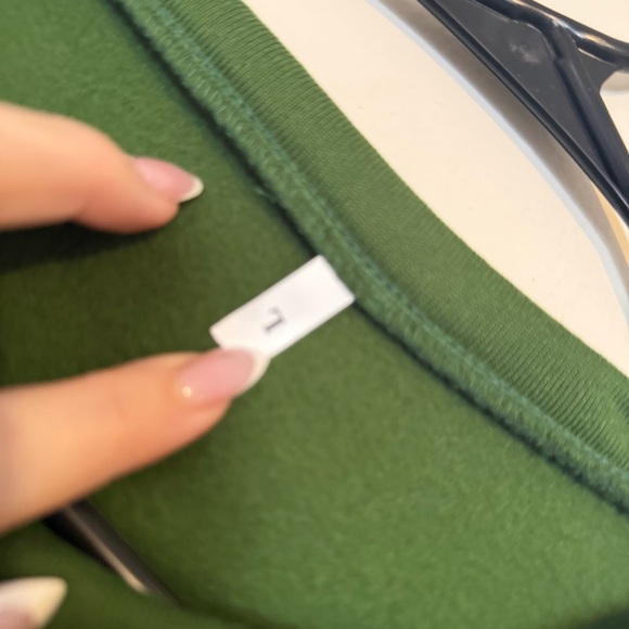 Classic Green Sweatshirt - Picture 4 of 6